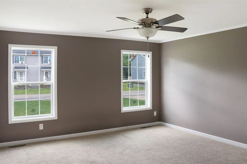 29 Margarets Way Ossipee NH 03864