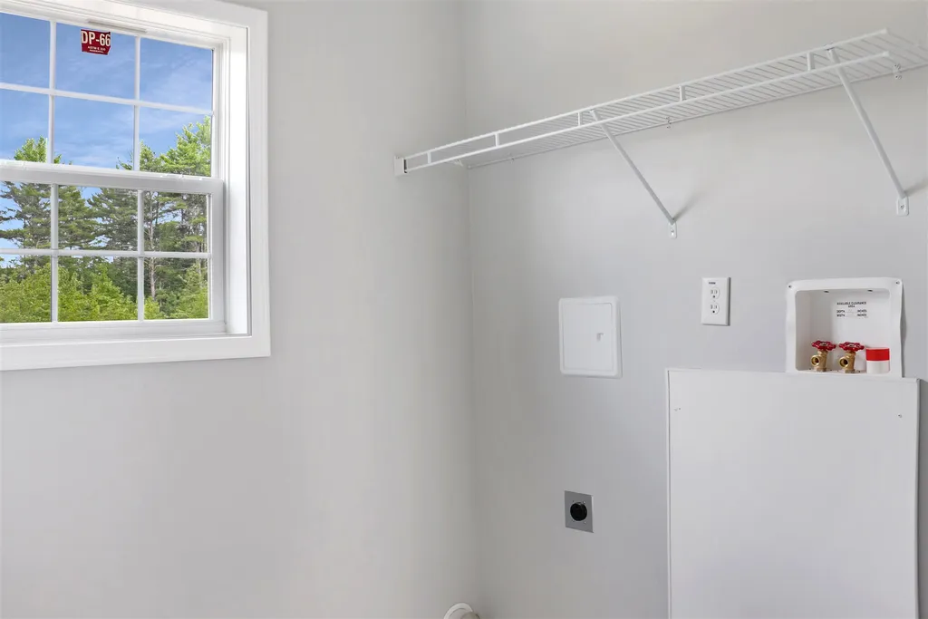 29 Margarets Way Ossipee NH 03864