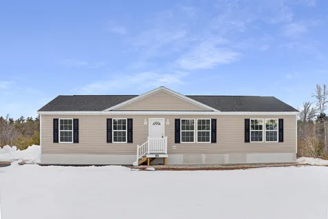 29 Margarets Way Ossipee NH 03864