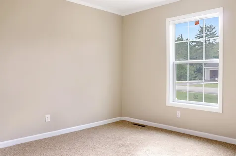 29 Margarets Way Ossipee NH 03864
