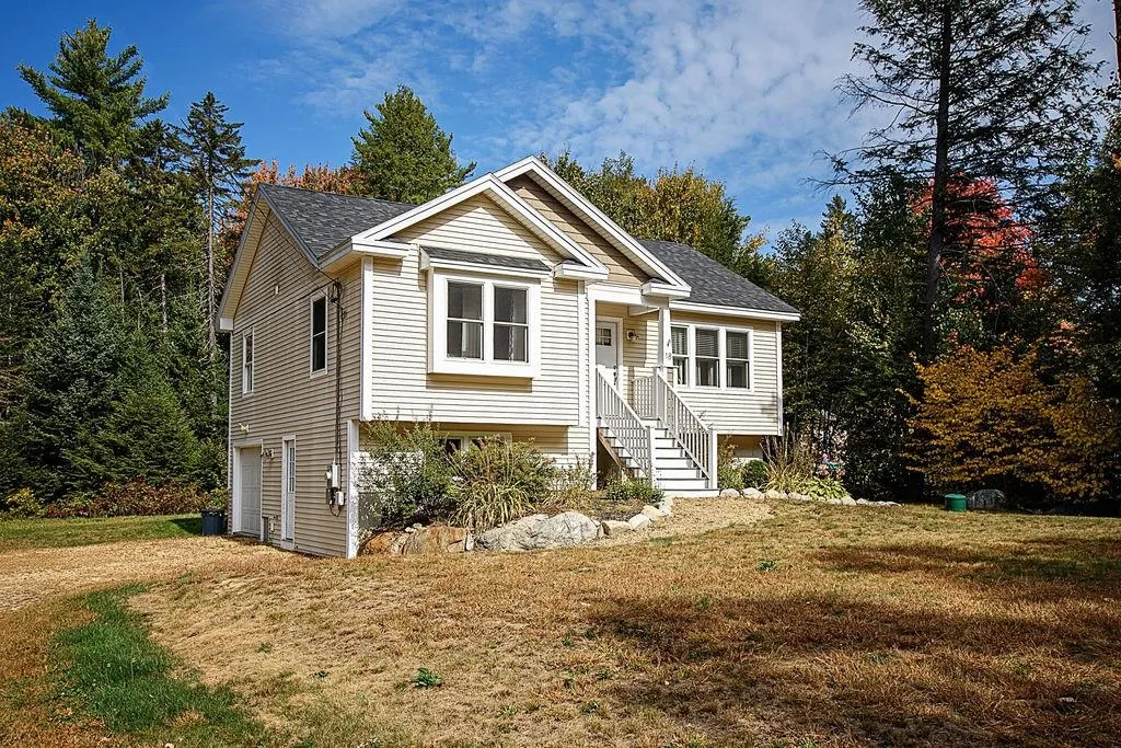 18 Winchester Drive Barnstead NH 03225