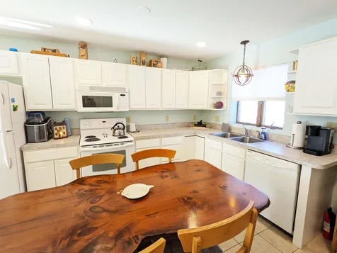16 Hill Road Tilton NH 03276