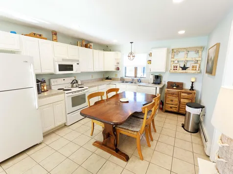16 Hill Road Tilton NH 03276