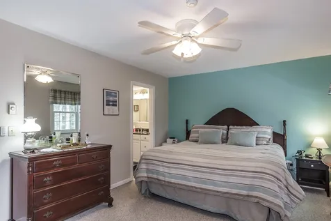 12 Independence Way Laconia NH 03246