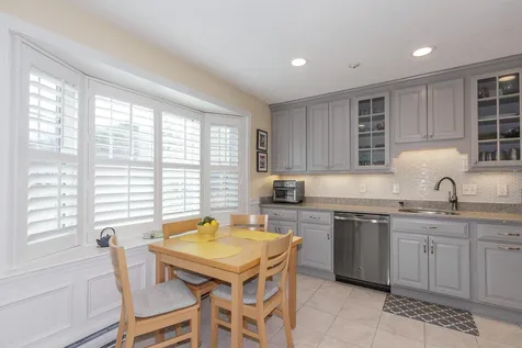 12 Independence Way Laconia NH 03246