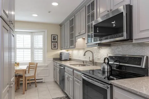 12 Independence Way Laconia NH 03246