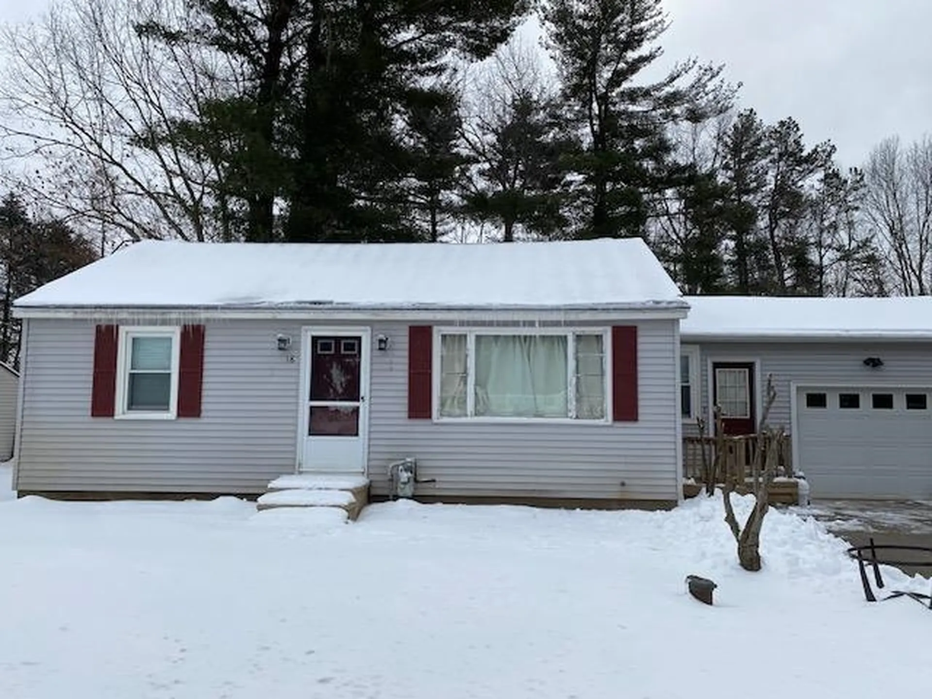 18 Old Road Plaistow NH 03865