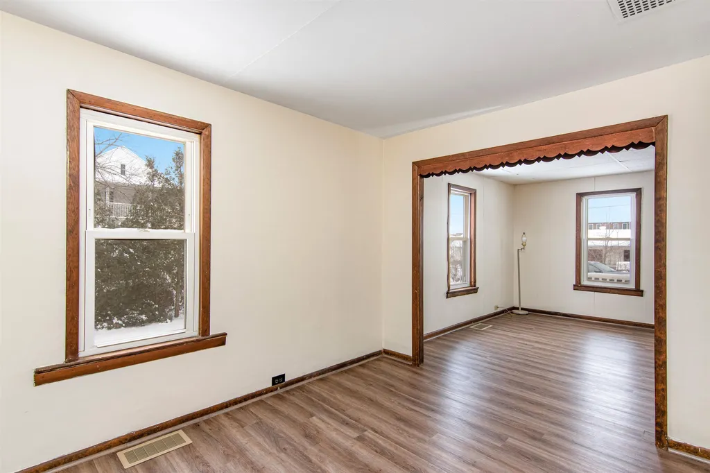 15 Pine Place Burlington VT 05401