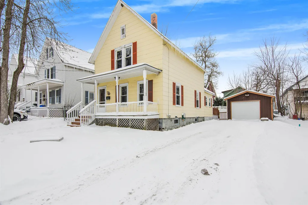 15 Pine Place Burlington VT 05401