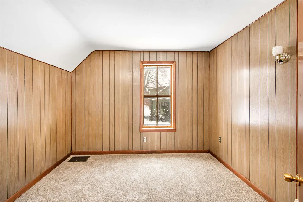 15 Pine Place Burlington VT 05401