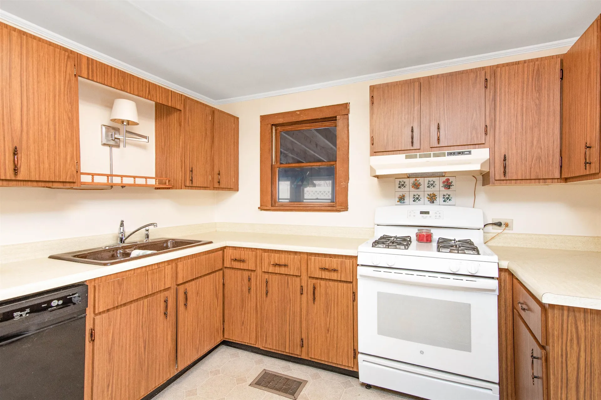15 Pine Place Burlington VT 05401
