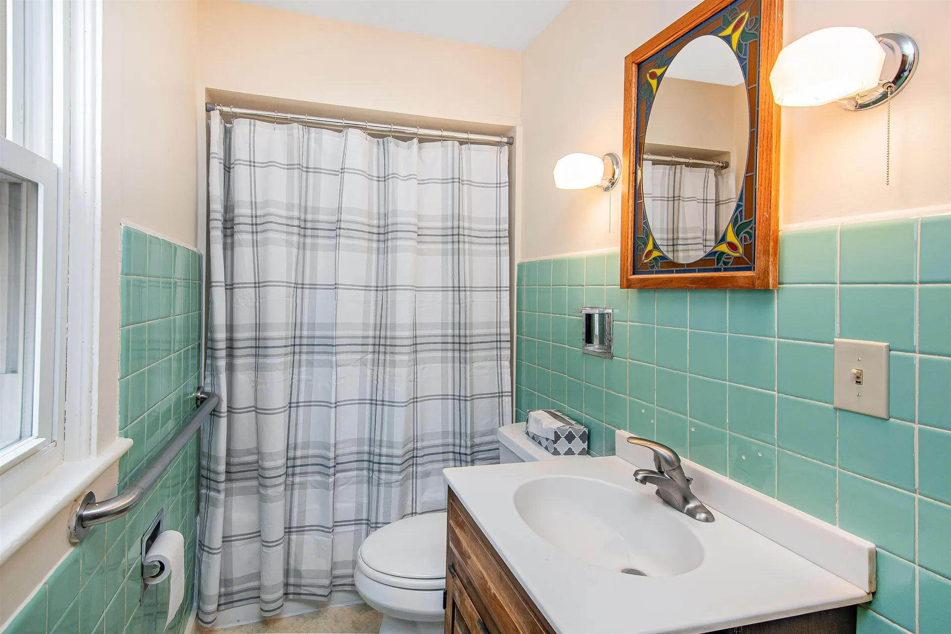 15 Pine Place Burlington VT 05401