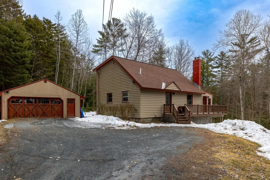 10 Brady Road Enfield NH 03748