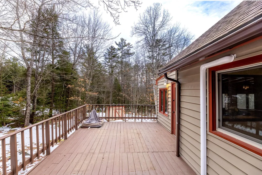 10 Brady Road Enfield NH 03748