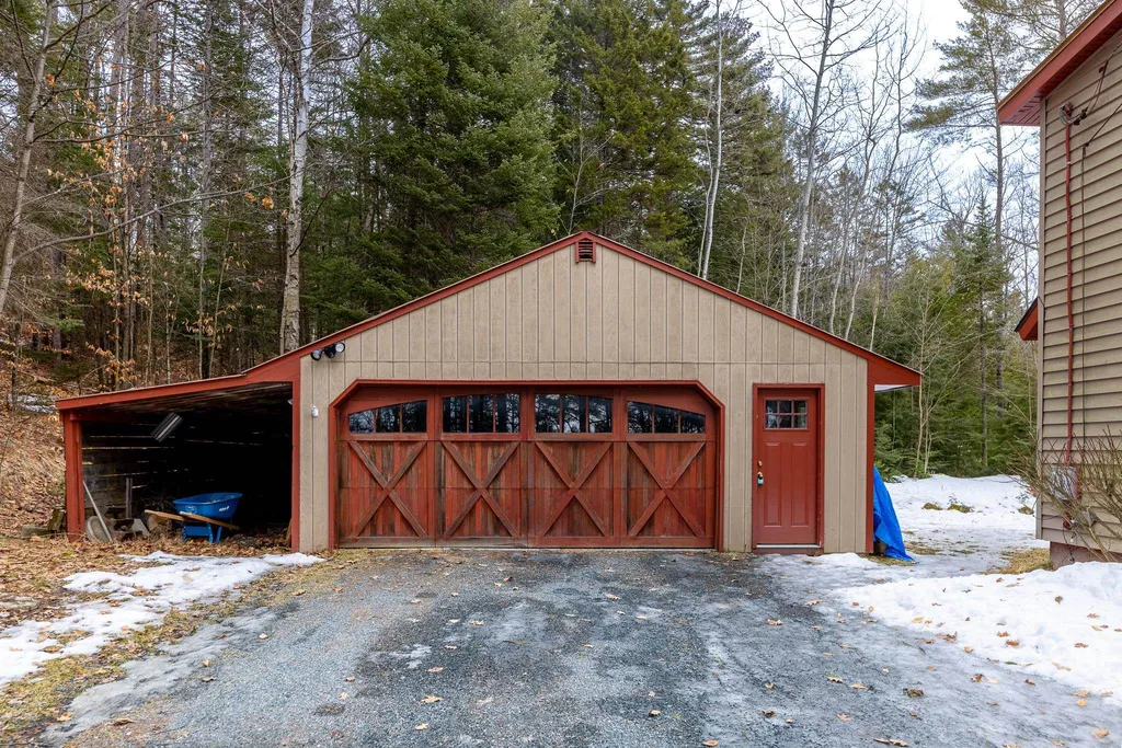 10 Brady Road Enfield NH 03748