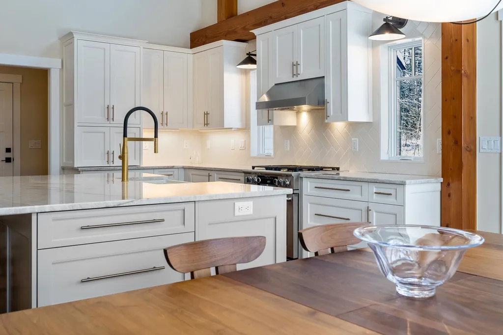 44 Anderson Pond Road Grantham NH 03753