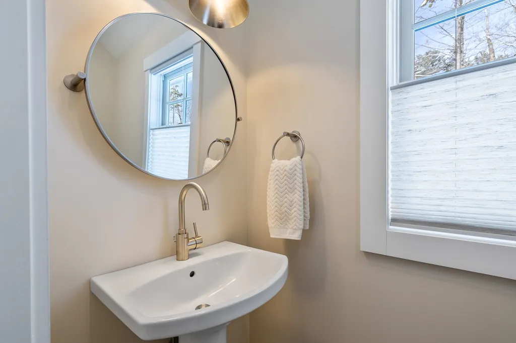 44 Anderson Pond Road Grantham NH 03753