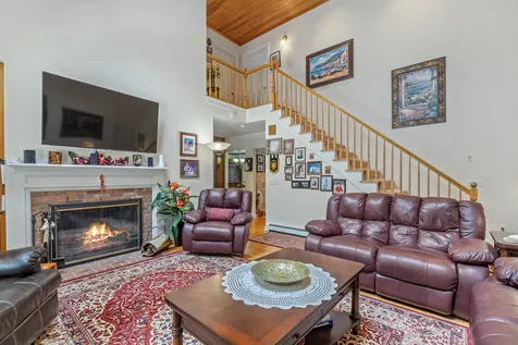294 Stoney Brook Road New London NH 03257