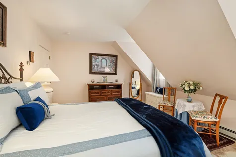 294 Stoney Brook Road New London NH 03257