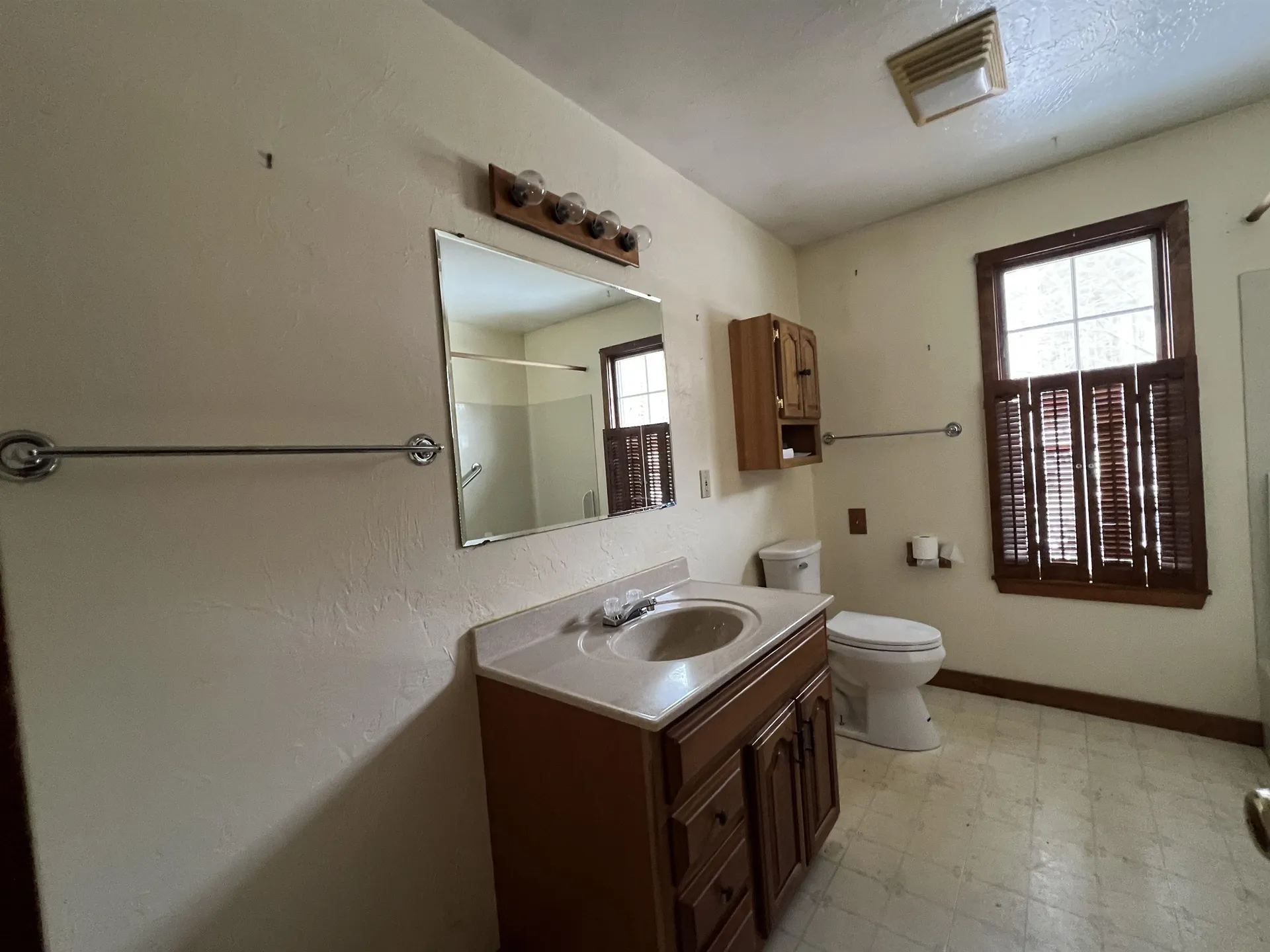 21 Dane Avenue Claremont NH 03743