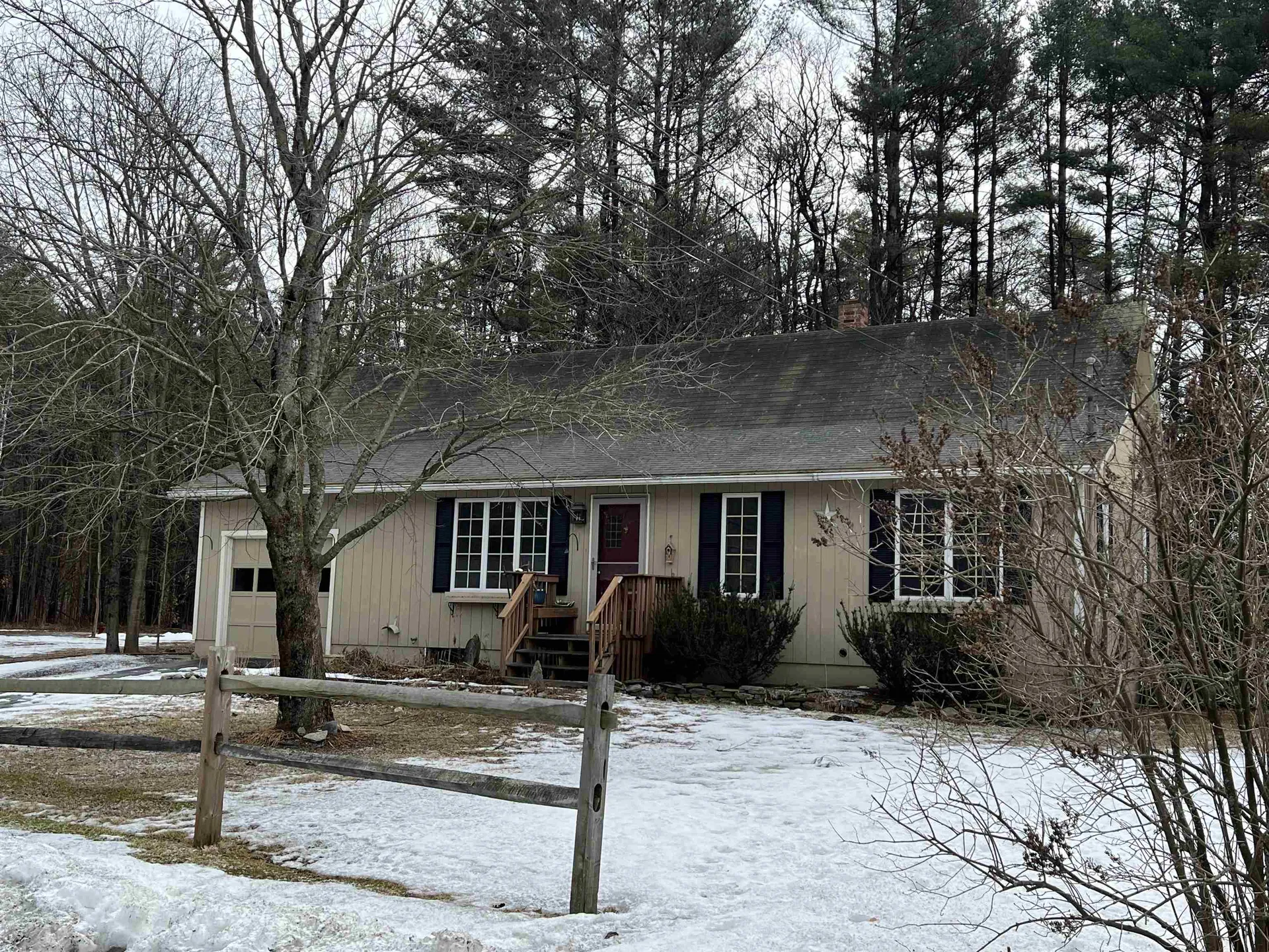 21 Dane Avenue Claremont NH 03743