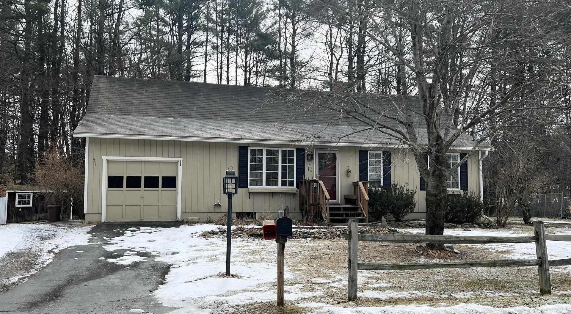 21 Dane Avenue Claremont NH 03743