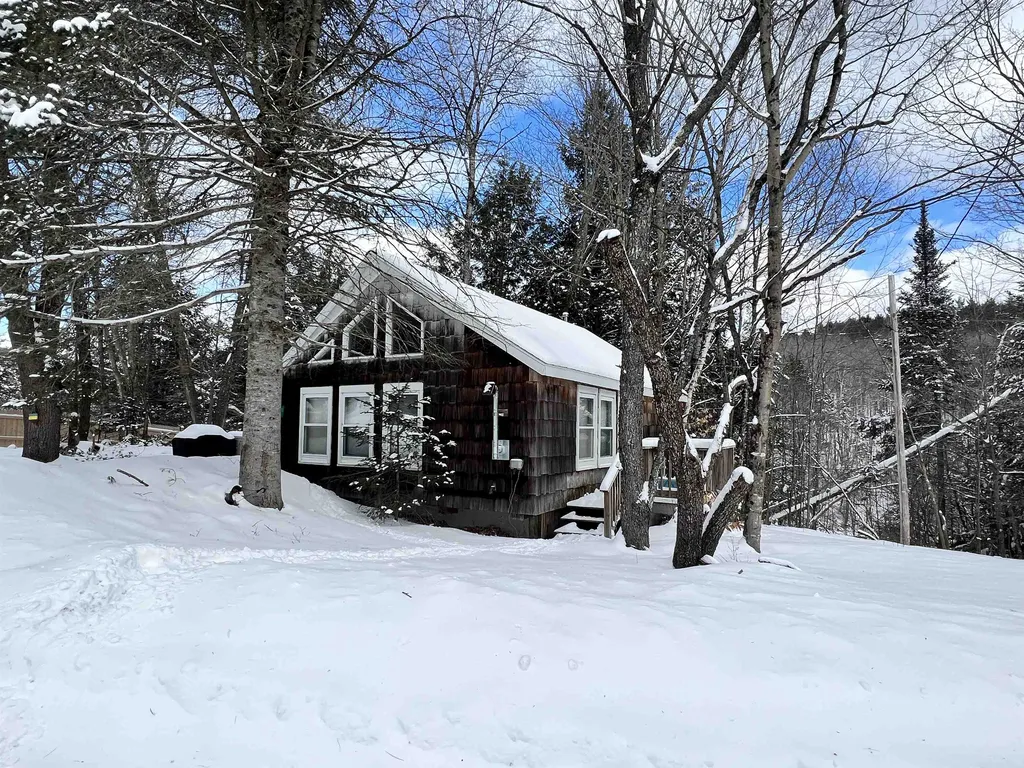 8 Willey Road Strafford VT 05070