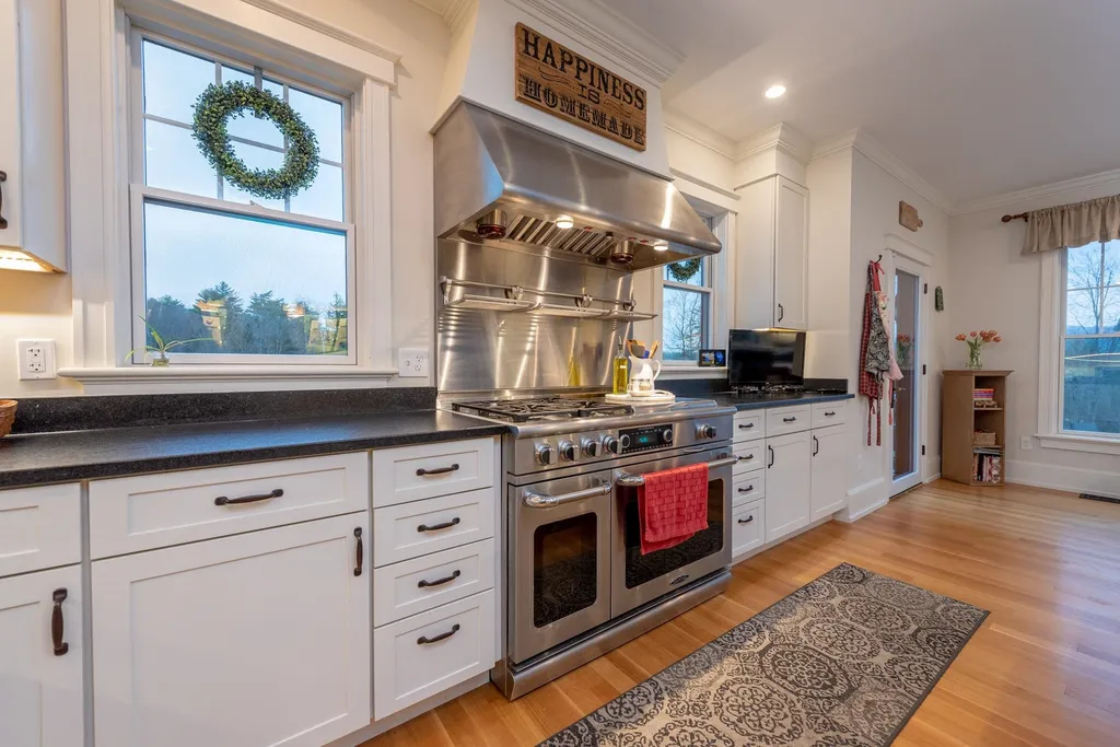 37 Benz Road Bristol NH 03222