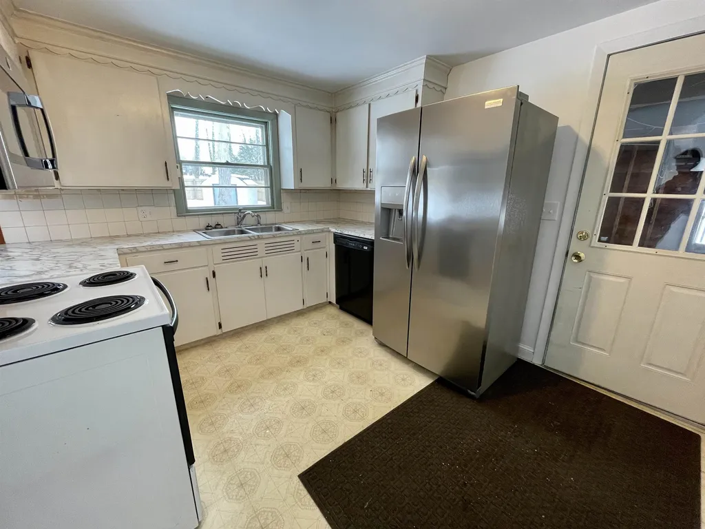 57 Bellamy Road Dover NH 03820