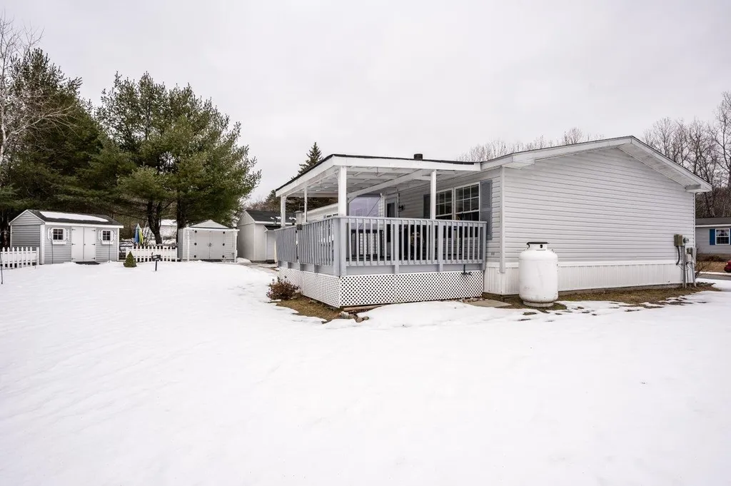 83 Osprey Road Alton NH 03809