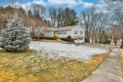 6 Swart Terrace Nashua NH 03064