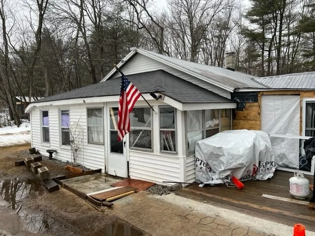 48 Sidetrack Road Conway NH 03818