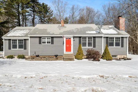 39 Danville Road Kingston NH 03848