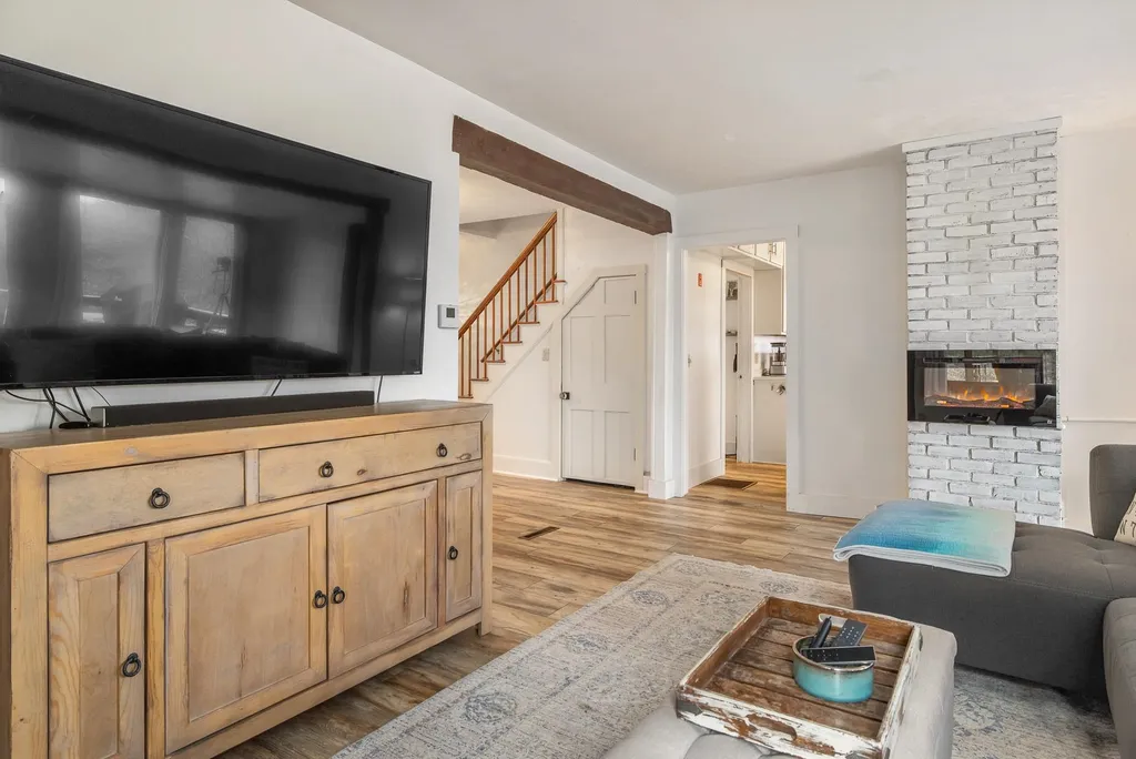 561 Bay Road Durham NH 03824