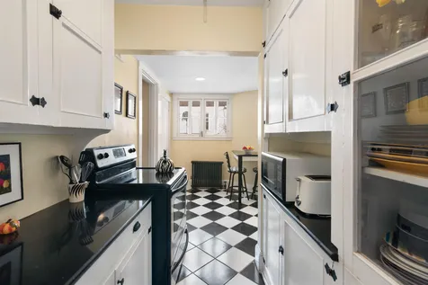 83 Brattle Street Brattleboro VT 05301