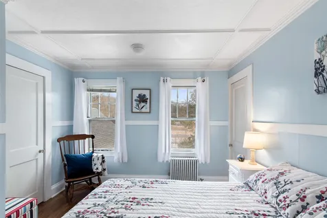 83 Brattle Street Brattleboro VT 05301