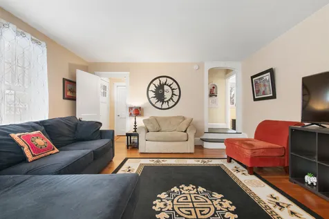 83 Brattle Street Brattleboro VT 05301