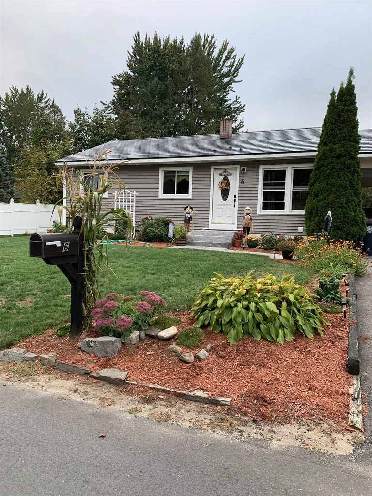 6 Linjay Circle Nashua NH 03062