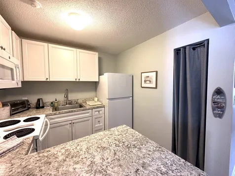 41 Treetop Circle Laconia NH 03246