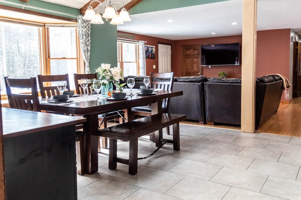 310 Ash Swamp Road Newmarket NH 03857