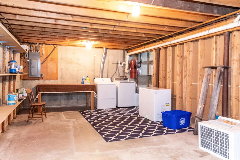 310 Ash Swamp Road Newmarket NH 03857