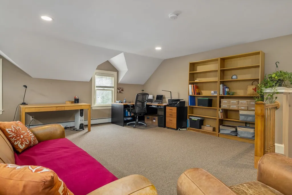 21 Laurel Lane New Castle NH 03854