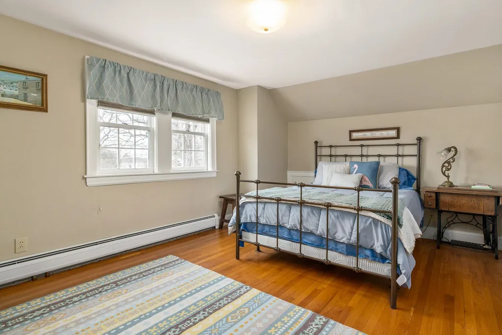 21 Laurel Lane New Castle NH 03854