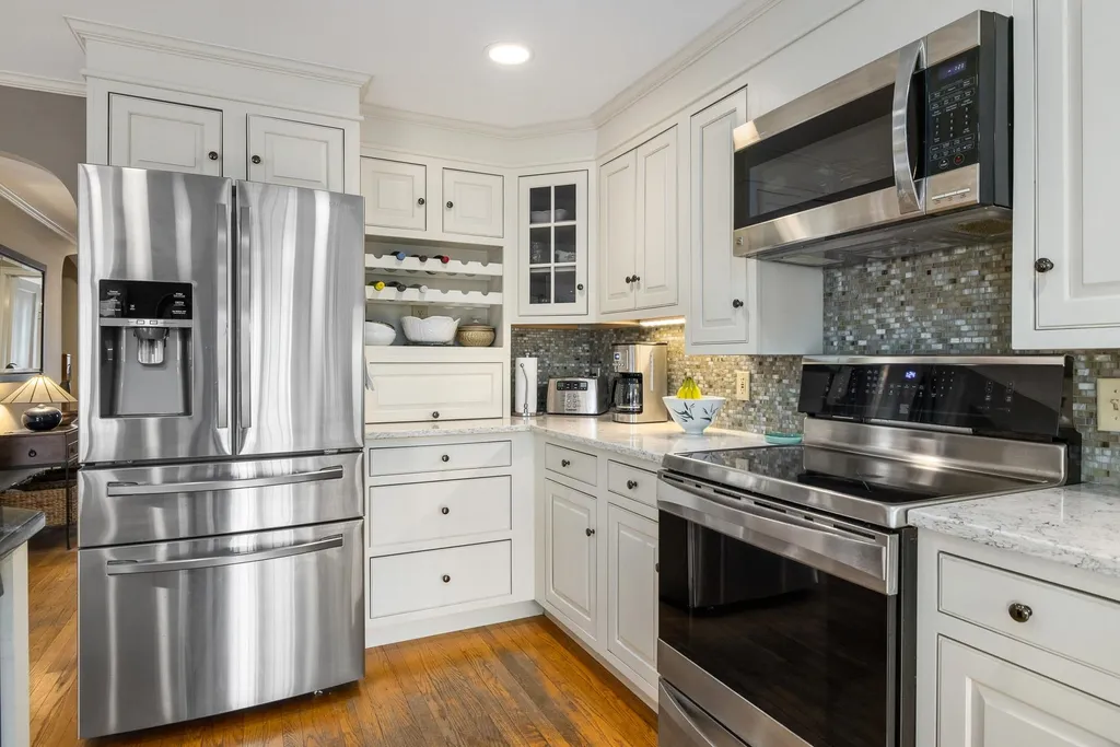 21 Laurel Lane New Castle NH 03854