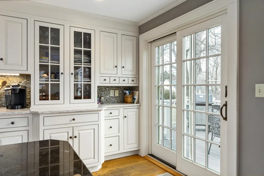 21 Laurel Lane New Castle NH 03854