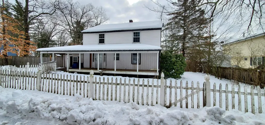 18 E Chamberlain Road Merrimack NH 03054