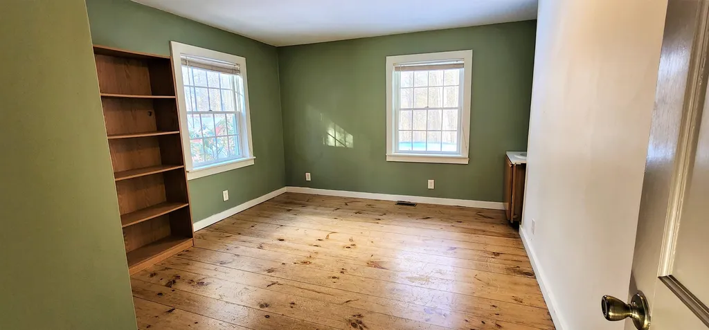 231 Snell Road Chester VT 05143