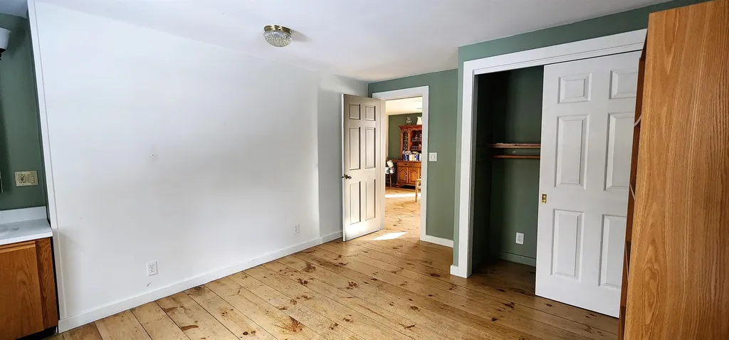 231 Snell Road Chester VT 05143