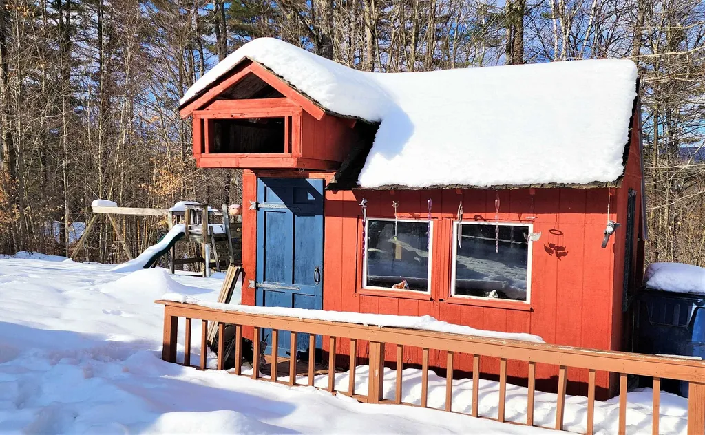 231 Snell Road Chester VT 05143