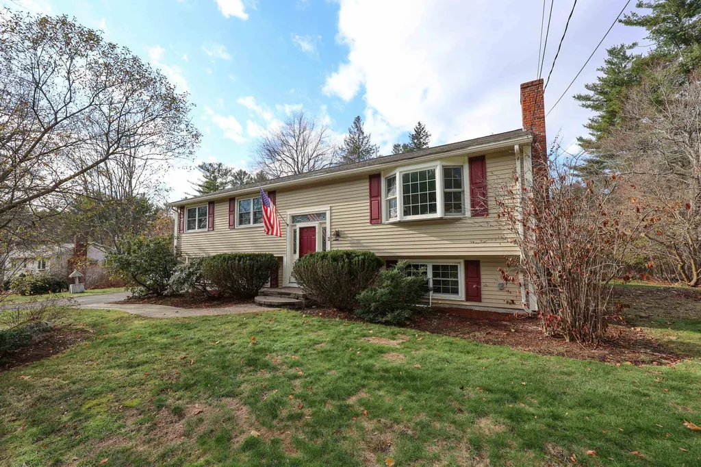 3 Mulberry Street Windham NH 03087